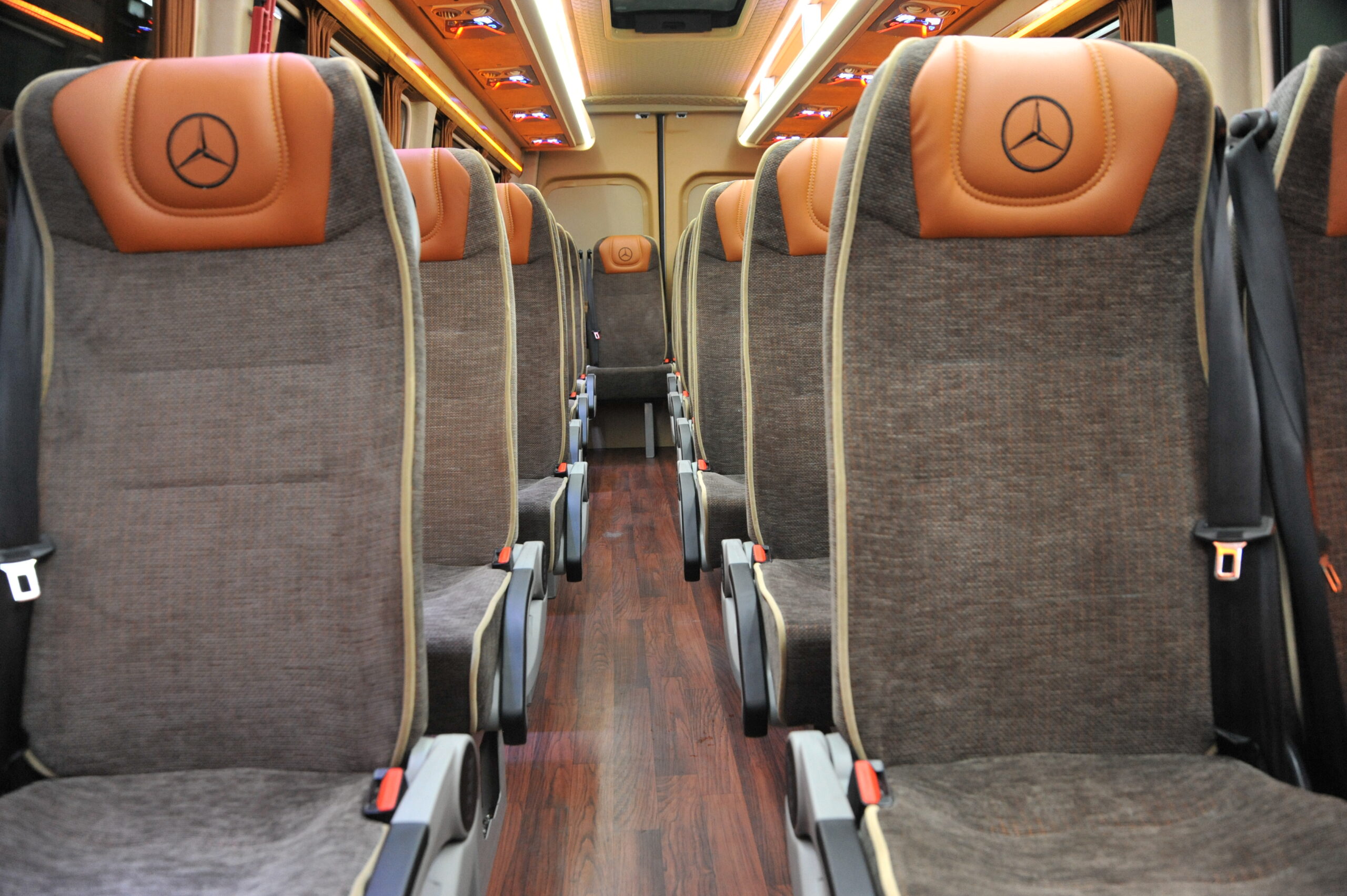 Mercedes Sprinter Minibus 22 — 2