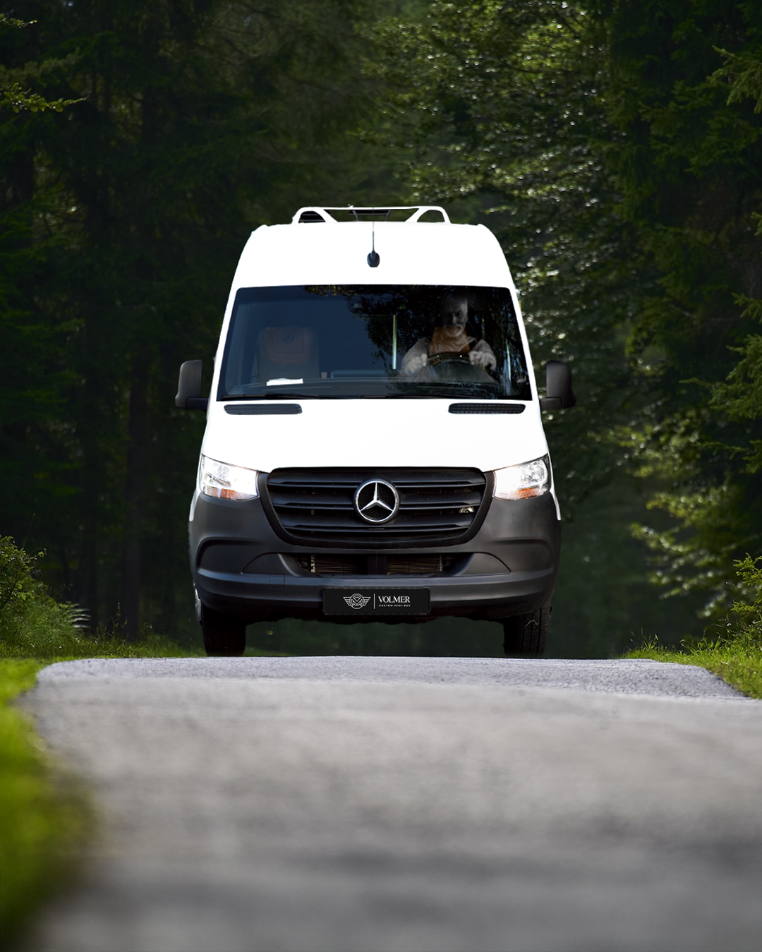 Minibus Volmer em estrada